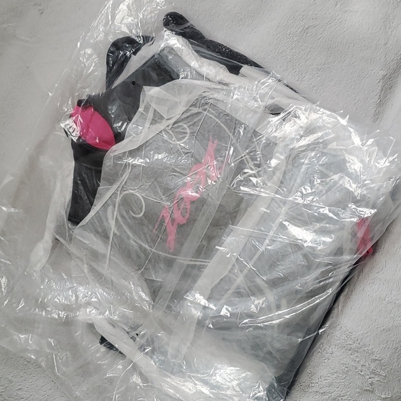 NEW Zoot Womans W Z Force 1.0 SL Triathlon Wetsuit Sleeveless Black/Beet… - Picture 8 of 16